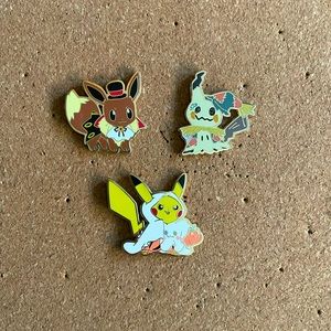 Pokemon Center Halloween Costume Pikachu, Eevee & Mimikyu Pin Set Nintendo World